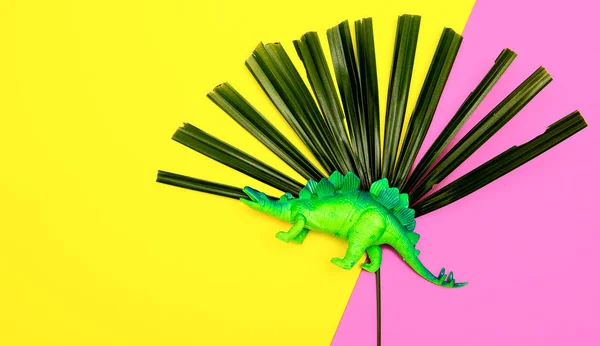 Játék növényevő dinoszaurusz. Minimális lapos laikus művészet — Stock Fotó