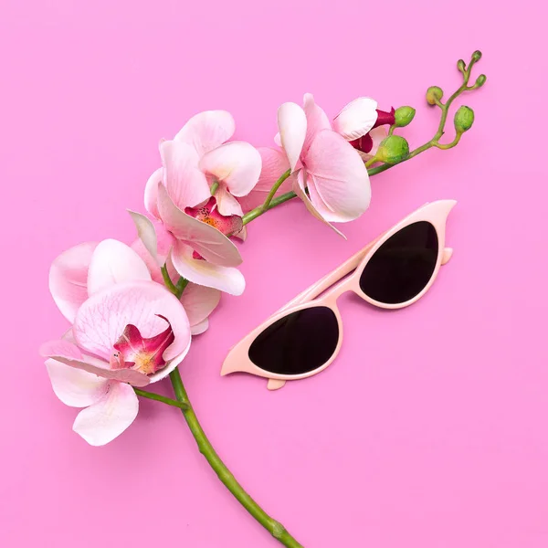 Stylish Woman sunglasses. Fashion accessory — Stock Photo, Image