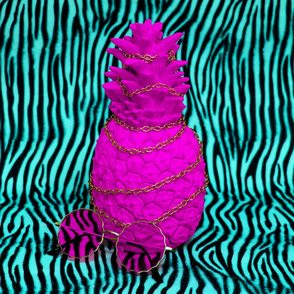 Pink pineapple and stylish sunglasses on zebra background. Minim — Stock Photo, Image