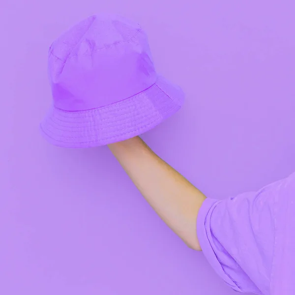 Фиолетовый Монохромный Эстетический Минимальный Дизайн Тенденции Шляпы Ведра Уличная Одежда — стоковое фото
