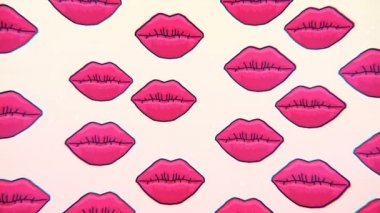 Minimal Motion tasarım sanatı. Pembe dudaklar arka plan