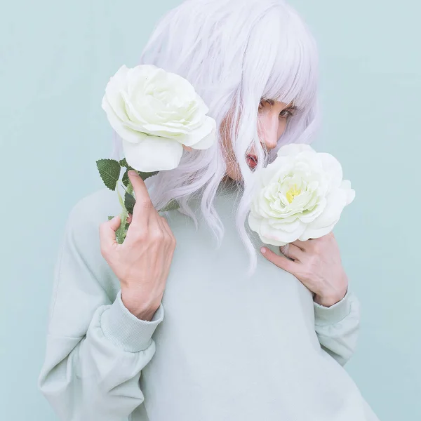 Roses Girl Aesthetic Aqua Menthe Monochrome Trends Fashion Concept Ideal — Stock Photo, Image