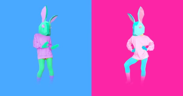 Animación Gif Set. Dos coloridos conejitos BailarIdeal para pantallas de discoteca y divertidos gifs . — Vídeos de Stock