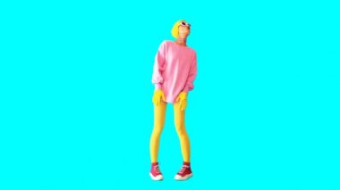 Gif animasyon sanatı. Renkli Dans Eden Hippi Kız