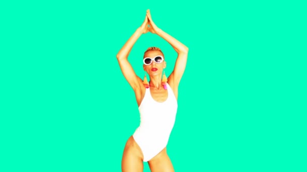 Gif animatie kunst. Strand mode dame. Vakantie outfit — Stockvideo