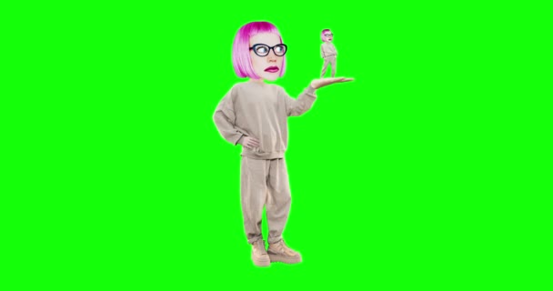 Stop-Motion-Animation lustige Figur Lady mit unterschiedlichen Emotionen auf Chroma-Key-Hintergrund. Ideal für Werbung und Präsentationen, Ego Girls Konzept — Stockvideo
