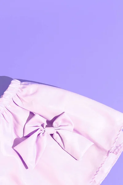 Эстетический Модный Монохромный Дизайн Фиолетовый Стиль Одежды — стоковое фото
