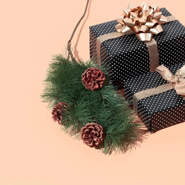 Gift Box Polka Dot Design — Stock Photo, Image