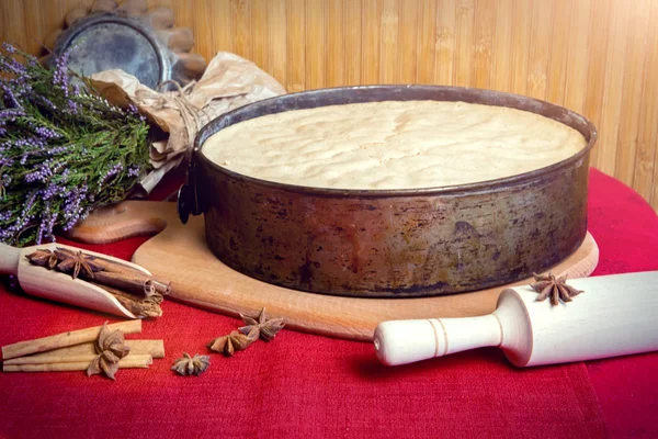 Tortas caseras, hornear galletas . — Foto de Stock