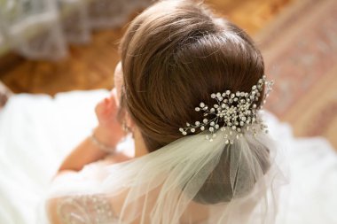 gelinler düğün öznitelikleri. Düğün Aksesuarları. düğün ıvır zıvır