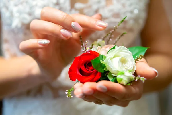 Elegantes atributos de boda de los zapatos de butano de la novia . —  Fotos de Stock