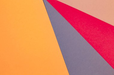 renkli kağıda. Birçok renkli yaprak kağıt sert bileşiminde yerleştirilir. renkli kağıt arka plan.