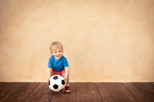 Criança Está Fingindo Ser Jogador Futebol Conceito Sucesso Vencedor — Fotografia de Stock