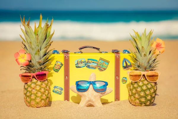 Ananas Strand Sommerurlaub Und Reisekonzept — Stockfoto