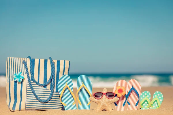 Plaży Klapki Piasku Koncepcję Wakacji Letnich — Zdjęcie stockowe