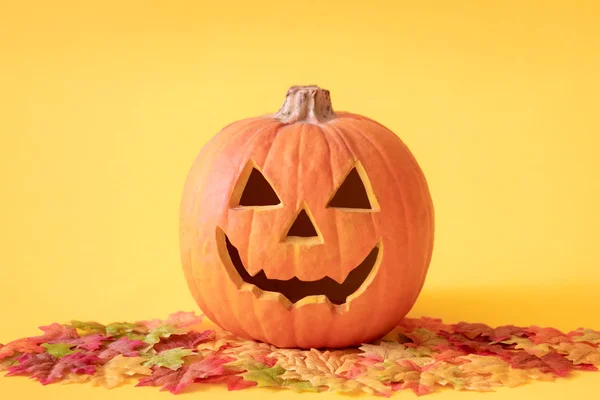 Conceito assustador de feriados de abóbora Halloween — Fotografia de Stock