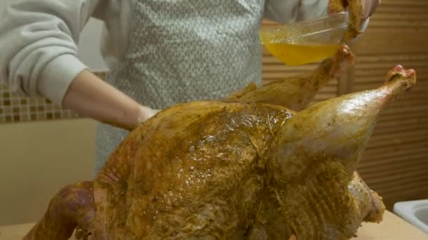 Matlagning Turkiet honung — Stockvideo