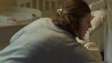 Anne bebek oksijen maskesi