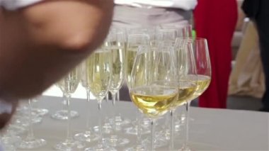 Ziyafet şampanya gözlükleri