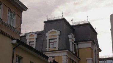 Hava Vanes Ve Bulutlar