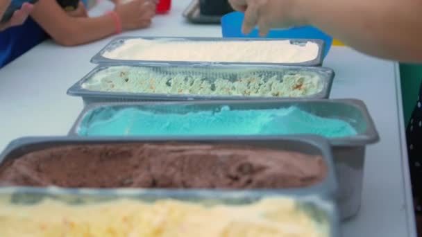 Scoops of the Ice Cream — Vídeo de stock