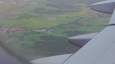 Uçak Penceresinden Orman