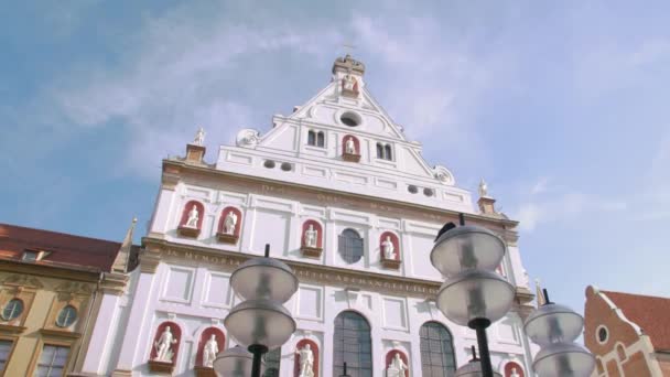 Kerkgebouw in München — Stockvideo