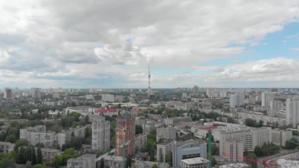 TV Tower Cityscape Luchtfoto — Stockvideo