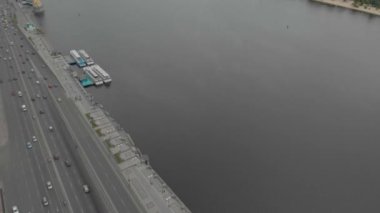 Metal Nehri Köprüsü İnşaatı