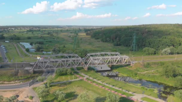 Demiryolu Köprüsü Nehri — Stok video