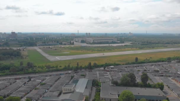 La pista del aeródromo — Vídeo de stock