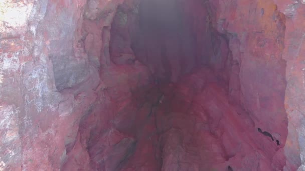 A Caverna Interior — Vídeo de Stock