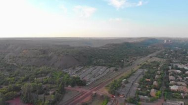 Banliyöde taş ocağı