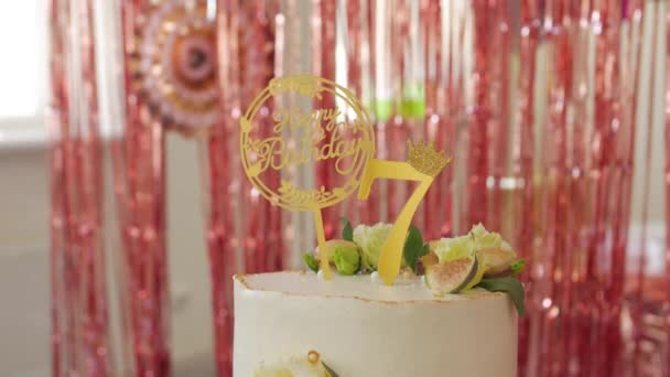 Торт "День рождения" — стоковое видео