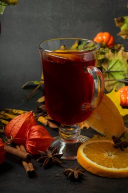 seçici odak, sıcak içecek, sıcak kırmızı şarap.