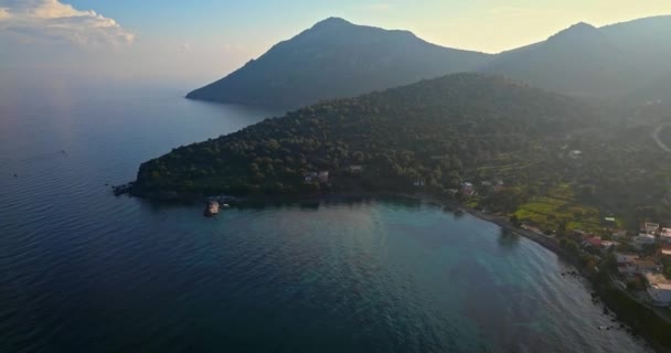 Luftaufnahme Des Dorfes Portes Auf Der Griechischen Insel Aegina Saronischer — Stockvideo