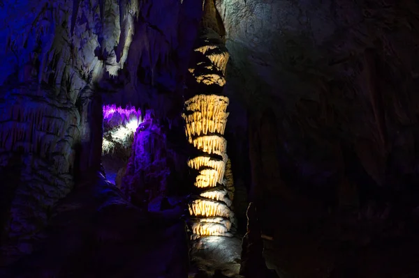 Colorida Iluminación Las Cuevas Postojna Postojna Eslovenia — Foto de Stock