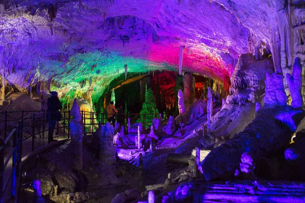 Colorida Iluminación Las Cuevas Postojna Postojna Eslovenia — Foto de Stock