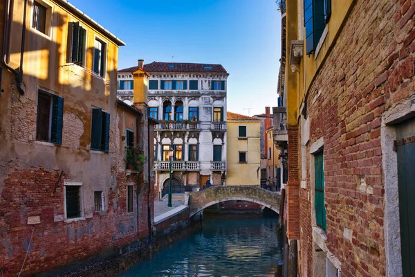 Веница Италия Январь 2019 Солнечный Зимний День Венеции Съемка Канала — стоковое фото