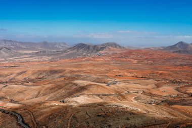 Üstten görünüm açısından Mirador de Morro Velosa Fuerteventura, Kanarya Adaları, İspanya volkanik dağların. 