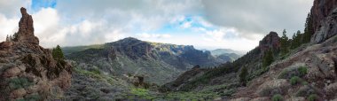 Gran Canaria ada aralığında Dağları güzel panoramik manzaralı. Doğa arka plan