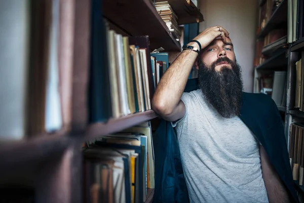 Thoughtful Hipster Man Bookshelves Depression Concept — Stock Photo, Image