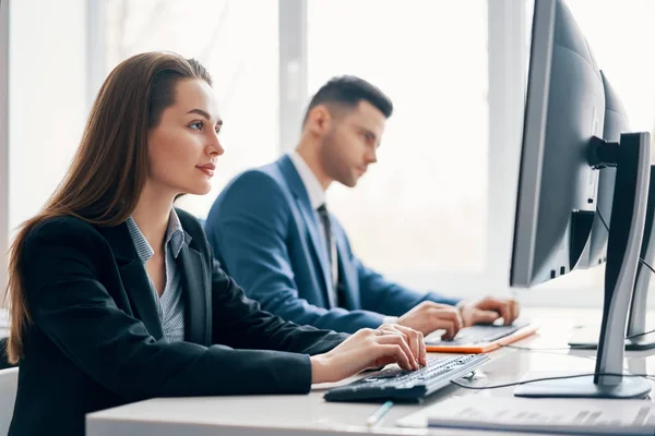 Business People Working Computer His Workplace Office Life Concept — Stock Photo, Image