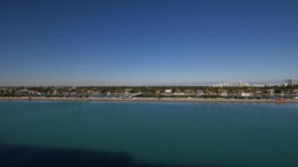 Uitzicht Miami Coast Line Met Wolkenkrabbers Een Heldere Dag — Stockvideo