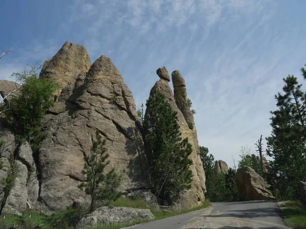 Rotsformaties bij Needle 's Eye, Naald's Highway, South Dakota — Stockfoto