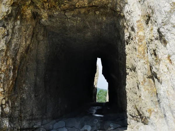 Needle's Eye Tunnel, Custer State Park — Stock Photo, Image