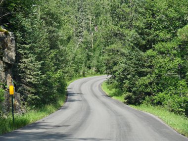 Needles Highway Custer State Park, Güney Dakota ana konumlar biridir.