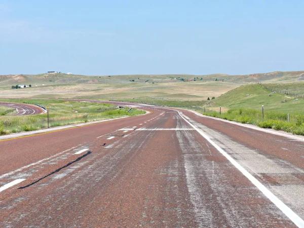 Gillette Wyoming Hemen Yanından Geçen Sarma Kırmızı Asfalt Yol — Stok fotoğraf