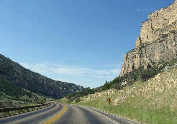 Wide View Scenic Road High Rock Walls Bighorn Mountains Wyoming — Stock Photo, Image