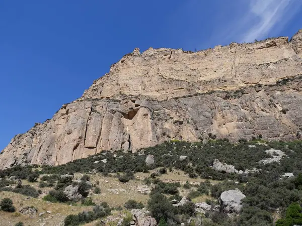 Cropped Shot Imposing Rocky Wall Cliffs Road Bighorn Mountains Wyoming — Stock Photo, Image